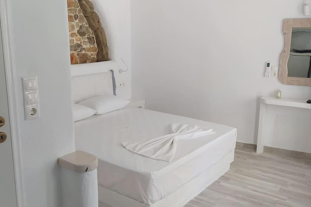Naxion Esti - Διαμονή Στην Παλιά Χώρα Της Νάξου Villa Naxos City Eksteriør bilde